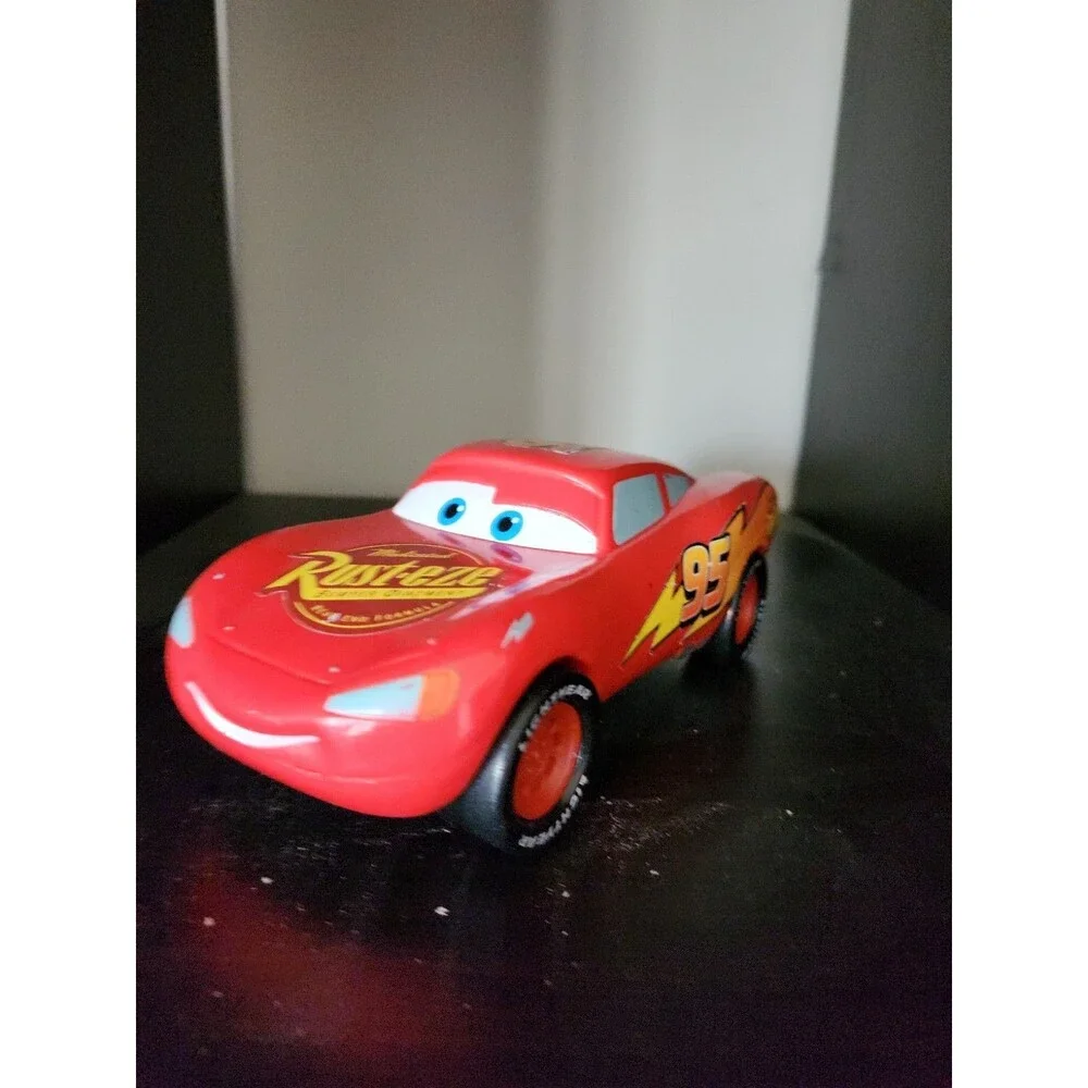 Disney Cars Lightning McQueen Empty Bubble Bath 14 oz Car Shape Refill Bottle
